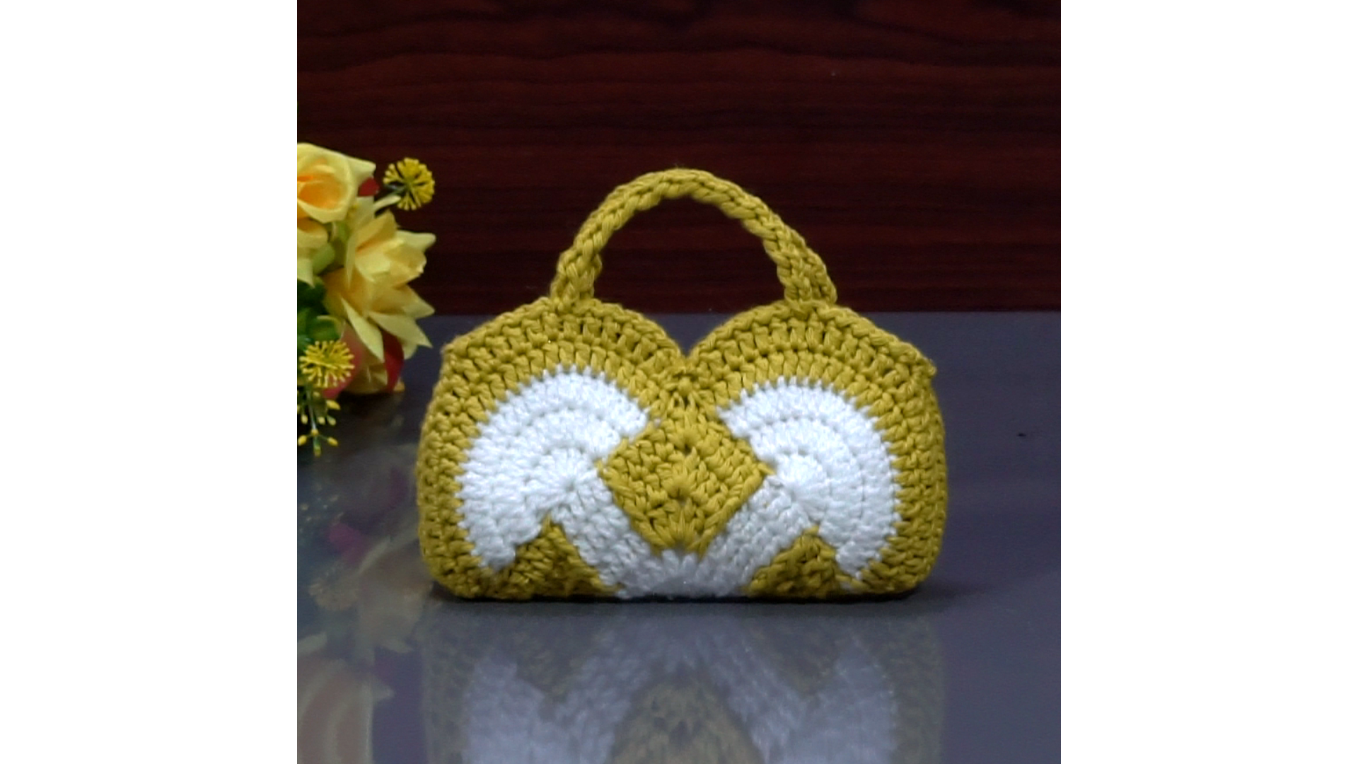 Beautiful Woolen Mobile Bag- Handmade & Stylish
