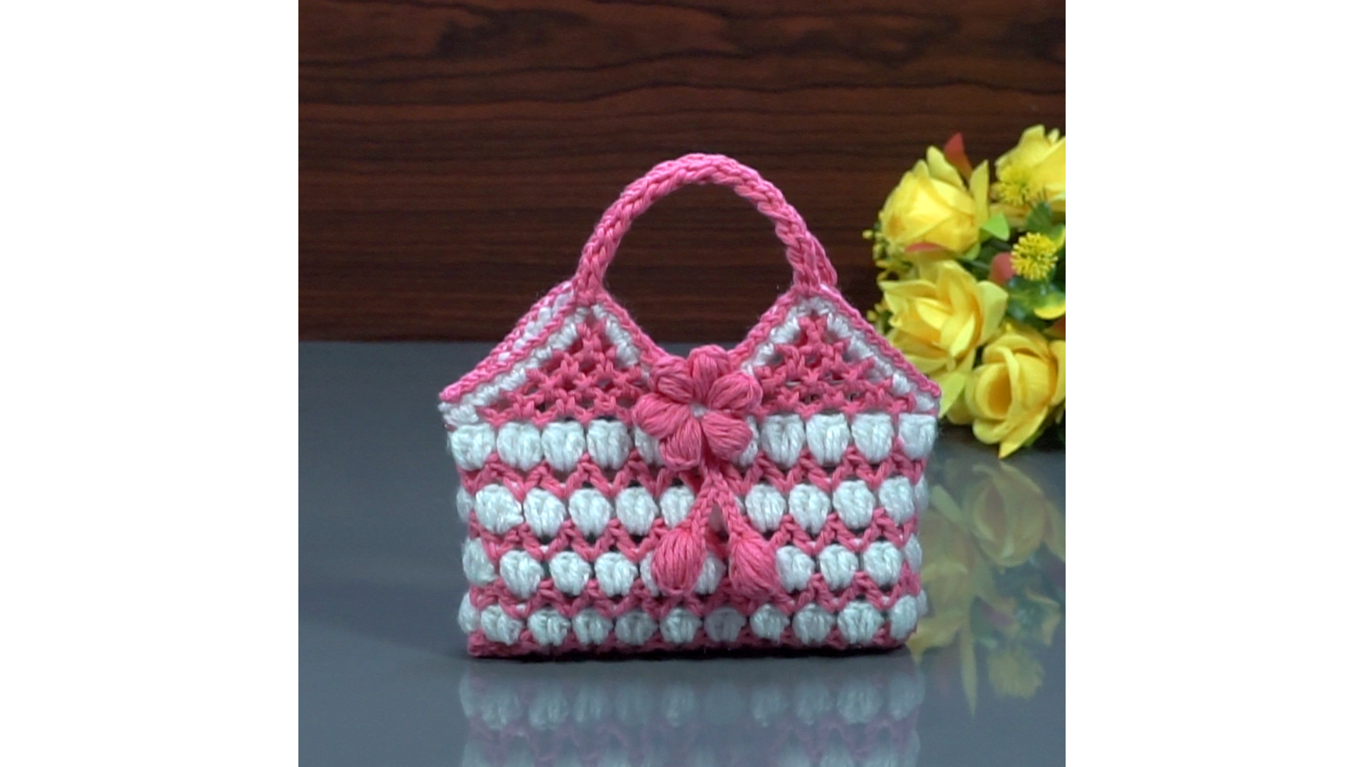Beautiful Red Coloured Woolen Bag - Image 2