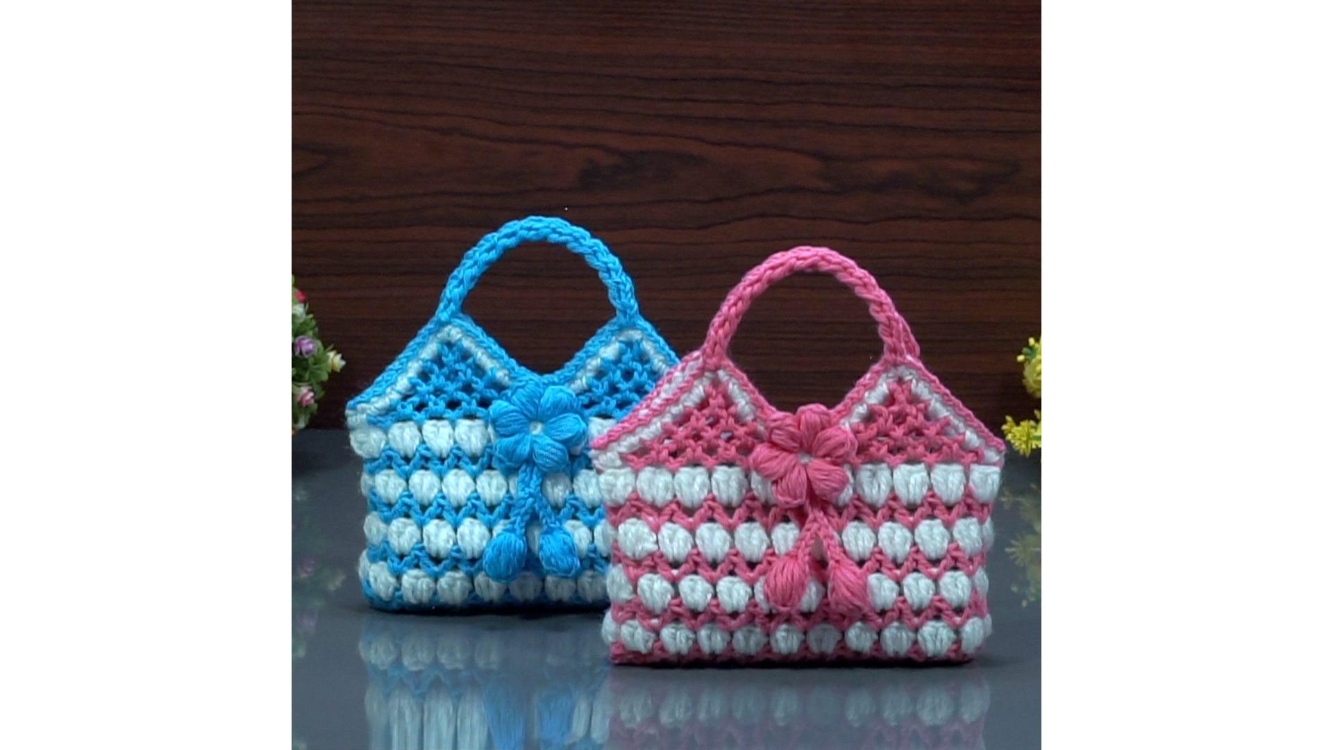 Beautiful Red Coloured Woolen Bag - Image 4